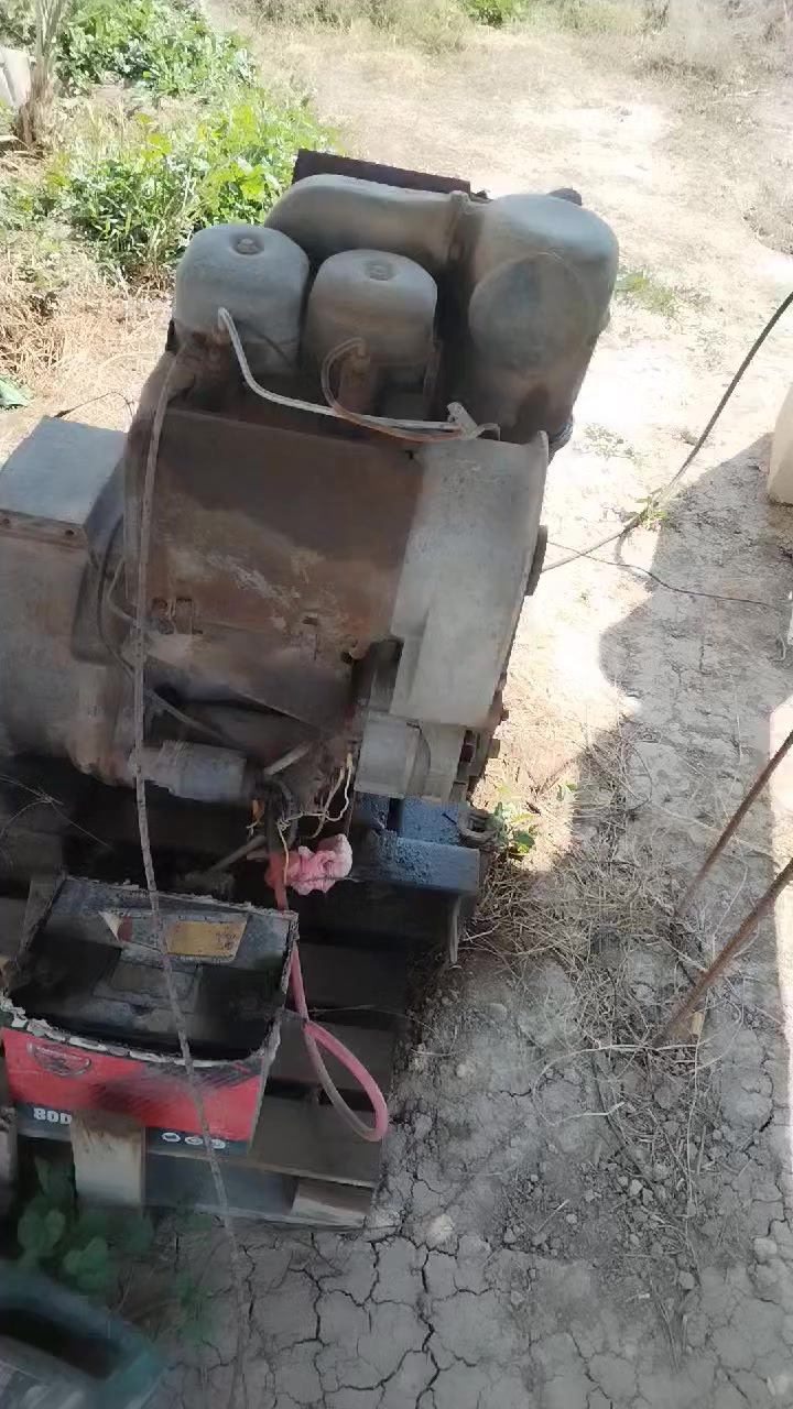 مولد بيركنز اللماني511
15كيفي بستمين مع جهاز تشغيل واطفاء (تحويل) 
كامله وجاهزه للعمل 
***********
***********
