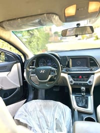 النترا موديل 2017  محرك 2000 دوش مرغوب    المواصفات نص فول   شاشة Appl...