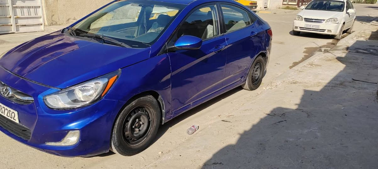 سلام عليكم اكسنت 2012 سياره جاهزه فول ماعايزه غير التبريد بي ظعب تحويل مباشر
السعر 90
بكان السياره تكريت
مراوس عادي
***********
