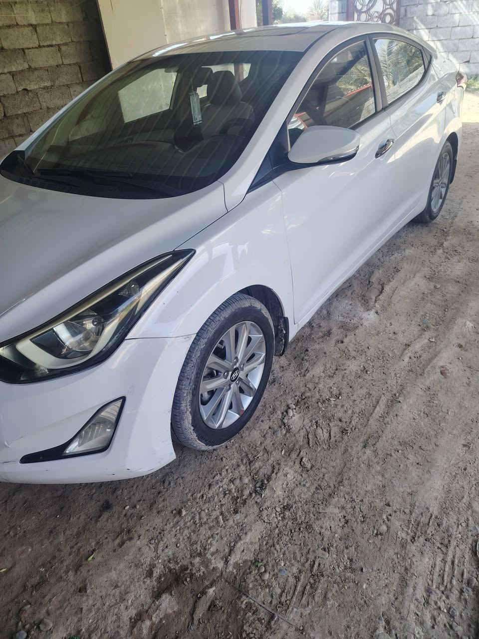 السلام عليكم من رخصت مدير الكروب
لانترا 2014  خليجي مكينه  1800
كير محرك تبريد كفاله 
ضرر باب ونص الجاملغ خلفي جهه السايق صبغ فقط
عندي سونار بيهه
مكان بغداد
  السعر 118 وبيهه مجال بسيط
***********
***********
