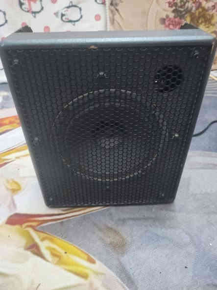 جهاز قرايه نظيف جدا يشتغل شحن وكهرباء صدا واواكس وام بي ثري السعر 80 الف يوجد توصيل  لجميع المحافظات ***********
