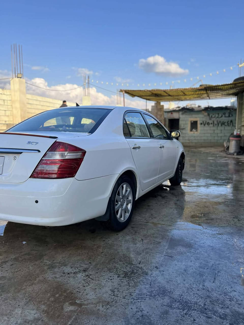 جیلی 2014 🗳🏷
بویاخ نیە یک توز ساردی هەیە ئیتر هەموشتیک بەشەرت
کمێک وردە شوختی هەیە
سەنەوی هەزەی نۆیێە تەعولی غەرامە بەشەرت

سعر کۆمێنت بکە🗳

شوین سەید سادق 

***********
