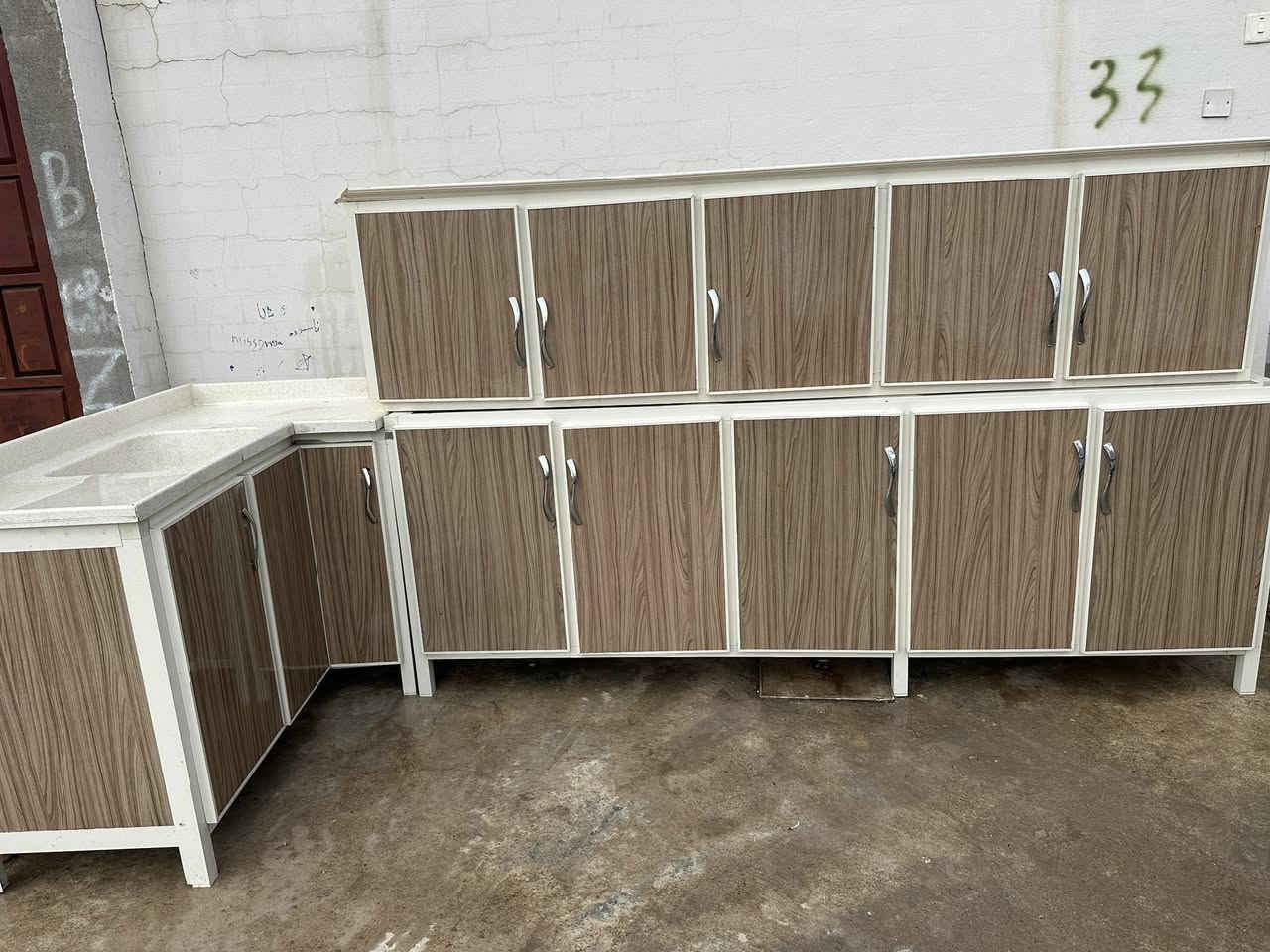 كه وانته رى سارا
دوومتر نيو سنگى متروچل
كامل المنيومه 
كلار 
***********
گورينه وه ده كه م به كه وانته ركونه كه ت
