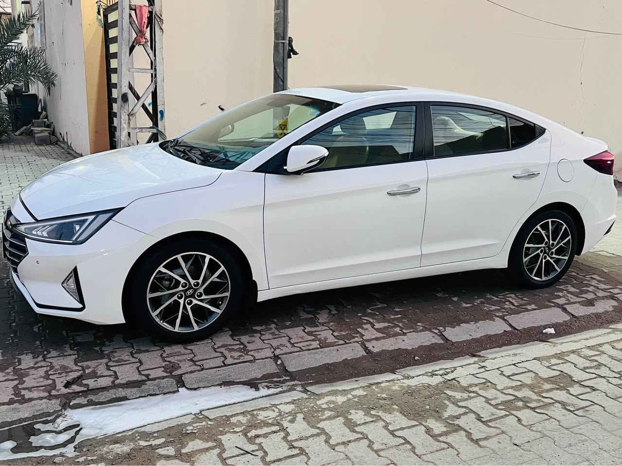 انتره خليجي موديل 20 مكفوله من صبغ بيه بارد بسيط فقط رقم اربيل جديد سياره جاهزه محرك 2000 فتحه تبريد خلفي فول ماعده بصمه سياره البيع او مراوس سعرها 148 مكاني النجف الاشرف الاتصال *********** النجف, العراق
