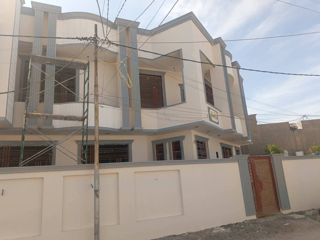 سلام عليكم لعمل الواجهات بلفوم التركي..وطلس .وصبغ..***********
