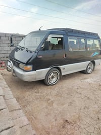 كيا بستا للبيع موديل 95 رقم بغداد رقم احمر مطلوبة 680الف كير ومحرك نضي...