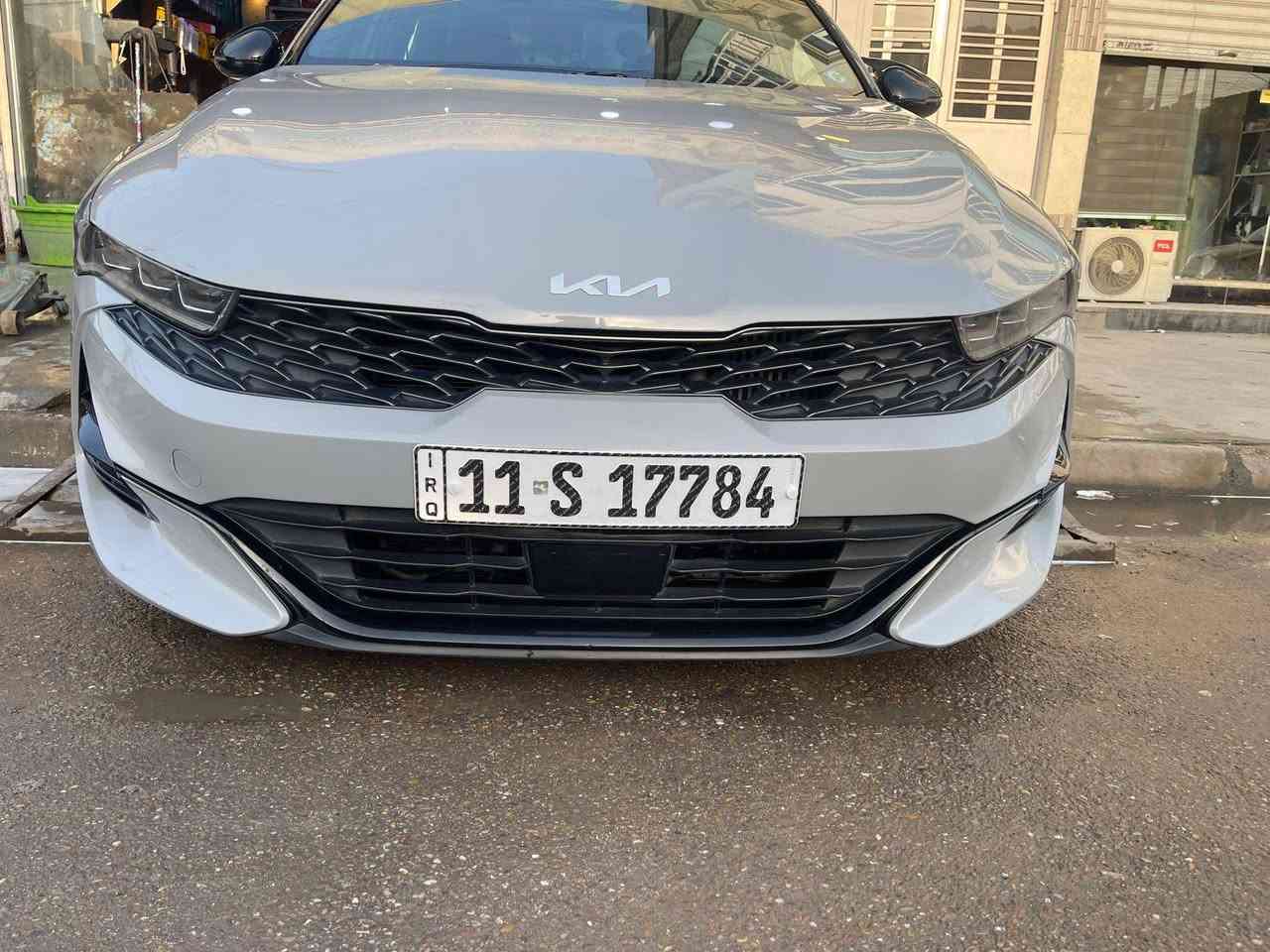 سلام عليكم 
K5 موديل 2023
فول مواصفات GT line
ماشيه 60 الف
السعر 193ورقه 
مكاني بغداد 
للاستفسار ***********
