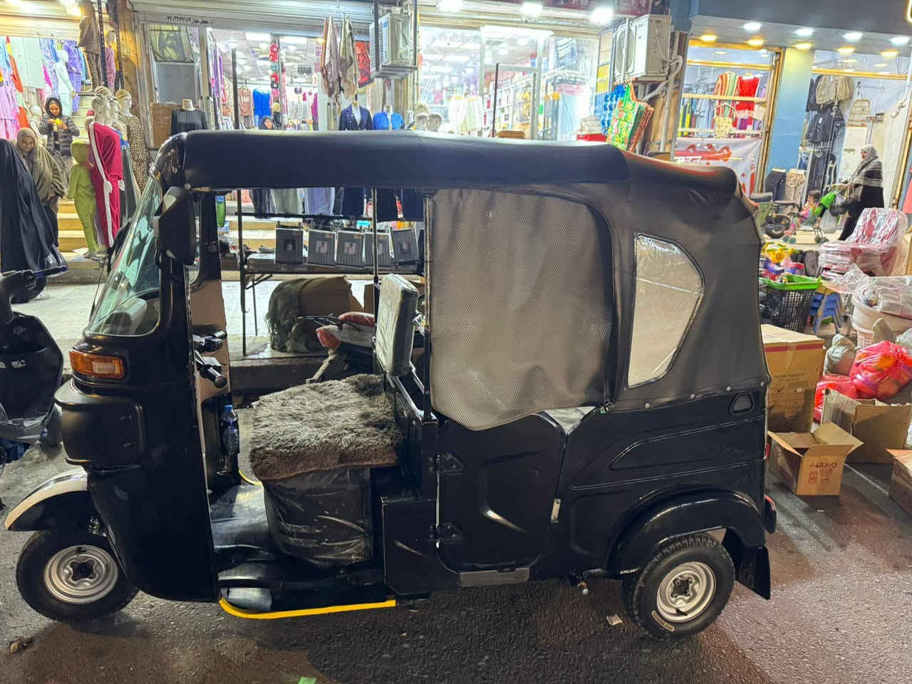 سلام عليكم تكتك للبيع مديل ٢٣بشهر ١١ مكينه كفاله البدي لاضربه ولاصبغ ولاخياسات تكتك مال بيت مامشتغله مكاني بصره جمهوريه شارع الطفه هذه رقم ابو تكتك بي واساب *********** انه مكلف بلنشر 
(علمن تكتك اوراق اصولي) سعر ٨٨٠٠ بيه مجال
