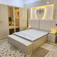 غرف نوم ملكي • خشب ماليزي • سرير ١٨٠×١٩٠