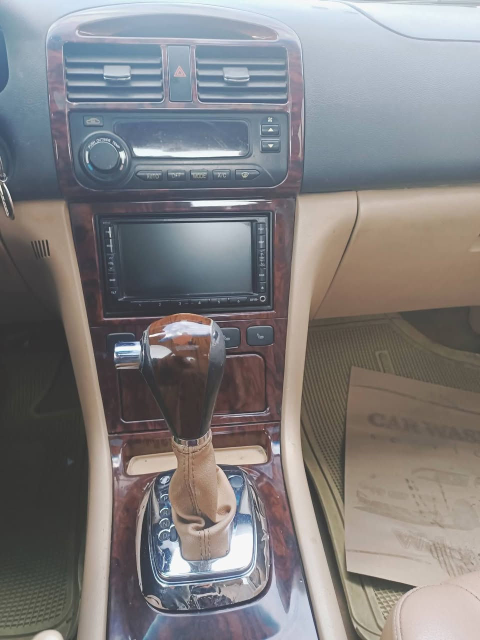 بعد اذن الادمن بسعر مغري جدا وارد شركه 2012
مالك شخصي من الشركه

///للعلم وكيل شيري هو نفس وكيل تويوتا ///

أعلى فئه
جير توبترونيك/ مكيف/فتحه/شاشه/جلد امامي خلفي مدفى/حساسات خلفيه الاصلي/جنط الشيري الرويال....الخ

قمه الفخامة والراحة

مرخصه

مكيف شغال

ممشى عداد قليل 170 

فحص كامل  

ترخيص مع تامين تقريبا 160

 

ماتور 2.0 الأصلي بنزين اقتصادي وعن تجربه

معدل الصرف 180/230

لاي استفسار تواصل ماسنجر لطفا


**إذا كنت صاحب هذا الإعلان وتريد حذفه لأي سبب، رجاءا أرسل رسالة إلى الدعم الفني**