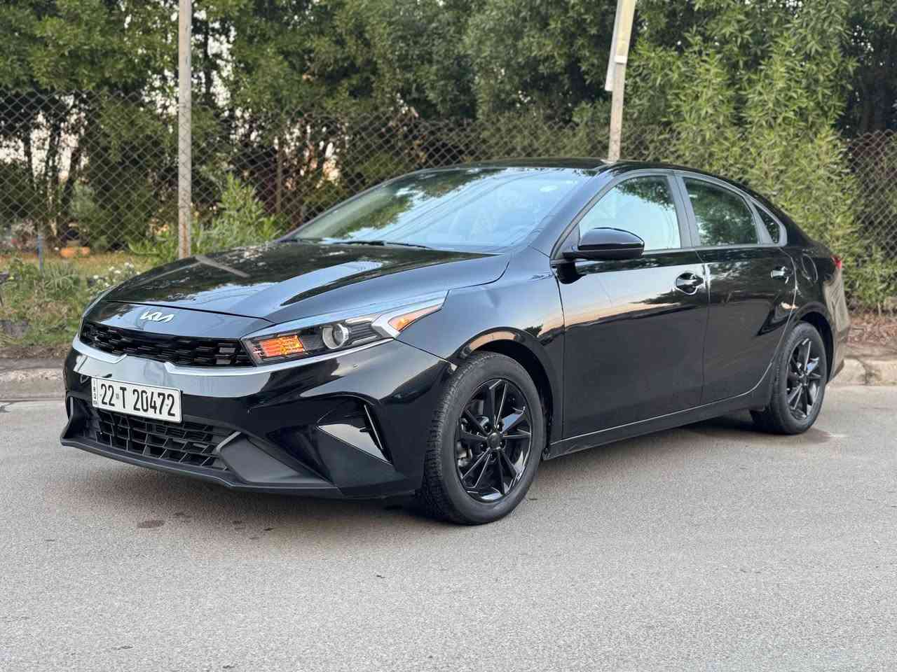 سلام عليكم 
للبيع كيا فورتي 2024 ترقيم جديد 
مكانها بغداد 
شراي يتصل *********** 
مكينه 2000 دوش 
مواصفات اعتياديه 
ماشيه 40 
السياره جديده كلش وبدون ايرباك 
بدون دواخل بيها فقط بنيد مبدل
سعر 152 بغداد, العراق
