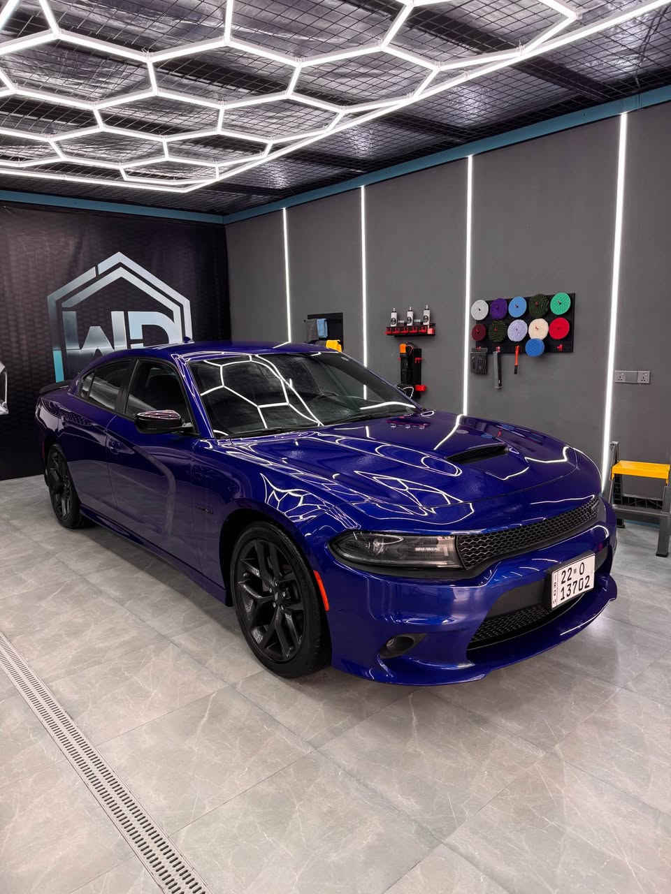 سلام عليكم 
RT5.7
موديل 2022
موصفات سوبر ترك باك
سيارا بدون صبغ 
بس بل صندوق اشوي بارد اكو 
ماشي 47 بل عراق 2 الفين ماشي اب امريك 45 ماشي
سيارا كلش جديد
مكان كركوك 
***********
سعر285 كركوك, العراق
