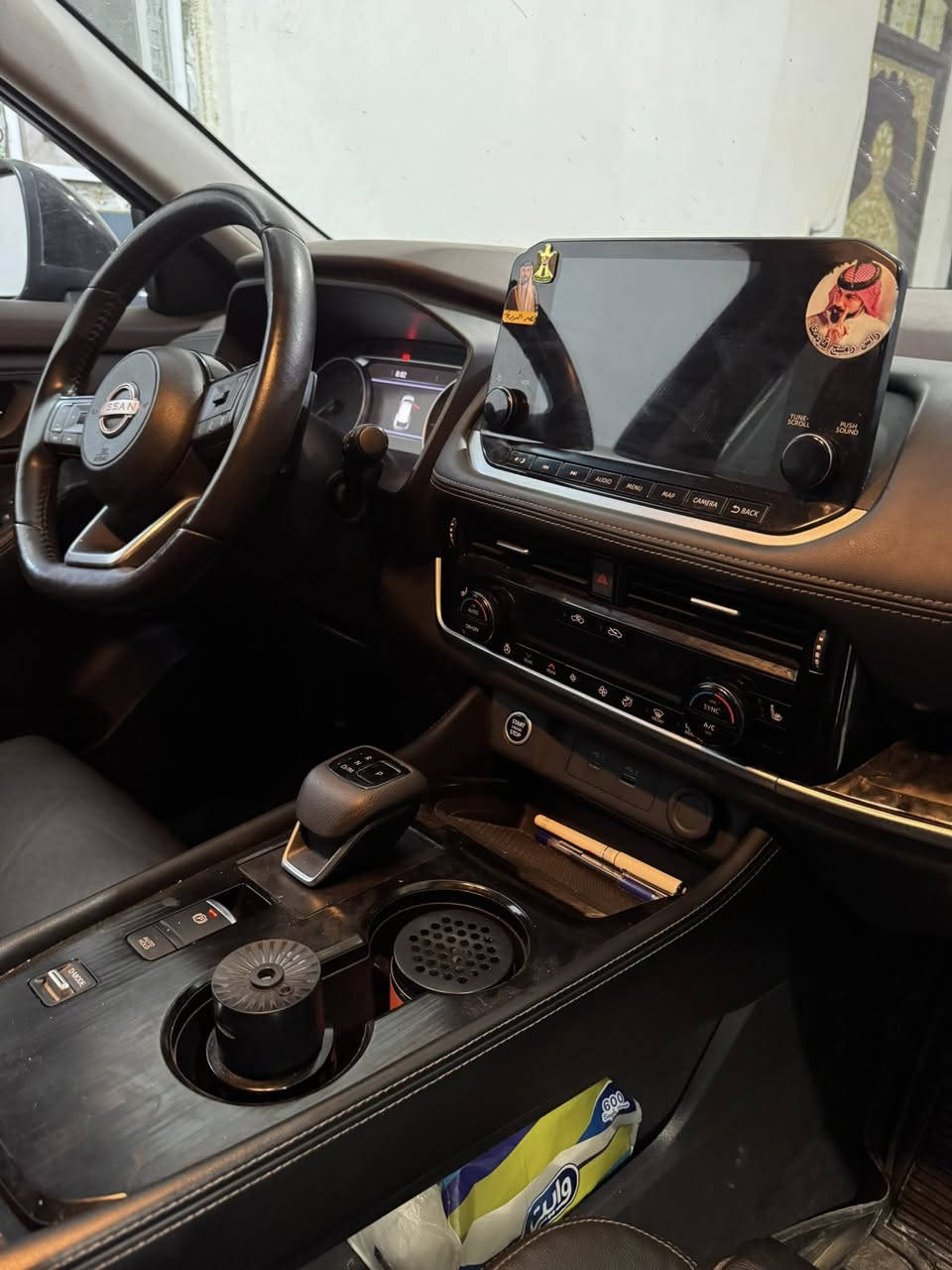 نيسان روج  2023
الشكل الجديد فول مواصفات بانوراما 
مواصفات SV 
 محرك 1500 
لونها أرزق نيلي 
حادثها بنيد وجاملخ 
رقم أربيل سنويه ورقم جدد  
ماشيا ٥٧ الف كيلو متر 
السيارة زيروو بدون شخط 
تبريد قطعتين 
رادار 360 
نقطه عمياء 
داخل لونين 
كشن سائق كهربائي 
ابواب بصمة 
تشغيل عن بعد 
الكير مأوس اوتوماتيك 
لايت زينون ليد امامي وخلفي 
تحديد مسار  تحديد السرعه 
مانع انزلاق 
مكاني الانبار 
للاستفسار :-***********
السعر ١٧٥
