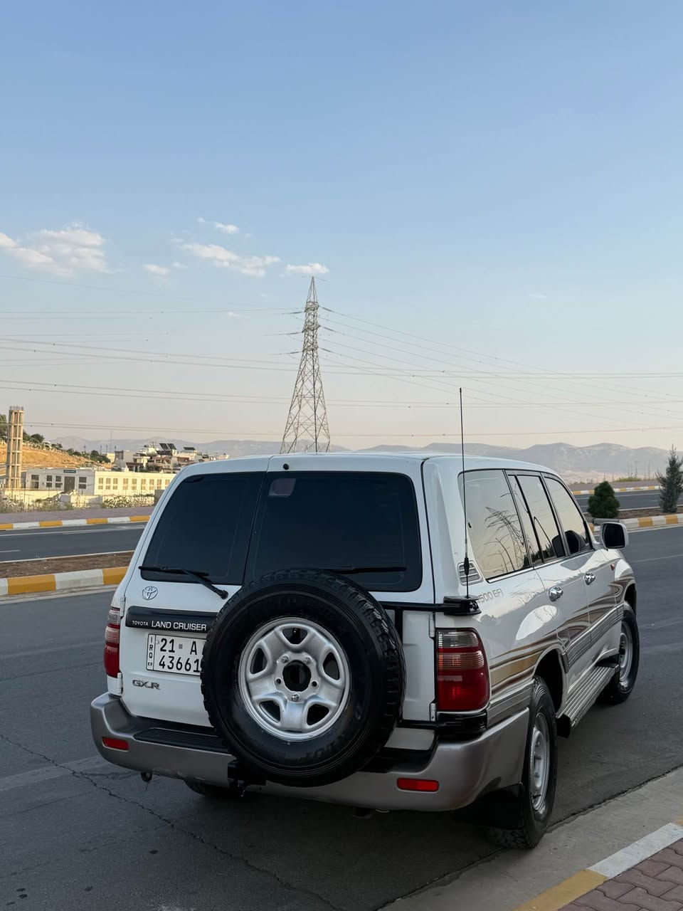 بۆفرۆشتن…. للبیع 🏅

🎌مۆنیکا 2001  GX 🎌
🔹مواسەفات  سێ ڕوبع   

🔹چوار جام کارەبای 
🔹سەلاجە
🔹تەبریت مەرکەزی 
🔹زۆر مواسەفاتی تر

🔹چوا تایەی لۆکی لە سەرە
🔺یەک چەمەلەغ و سێ  پەڵەی بچوکی بۆیاخە 
سەیارەکە بێ مەسرەفە هی ماڵی خۆمە نمونەیە  لە 

ڕەسەمەکەیا چۆنە بەرەو ڕوش وایە 

سعر /في التعليق يتم الرد فورا على المسنجر ✍🏻

نرخ/ لە کۆمێنت بنوسە یەکسەر وەڵام دەدەیتەوە 📮

ژمارەی خاوەن سەیارە :*********** 📲 السليمانية, العراق
