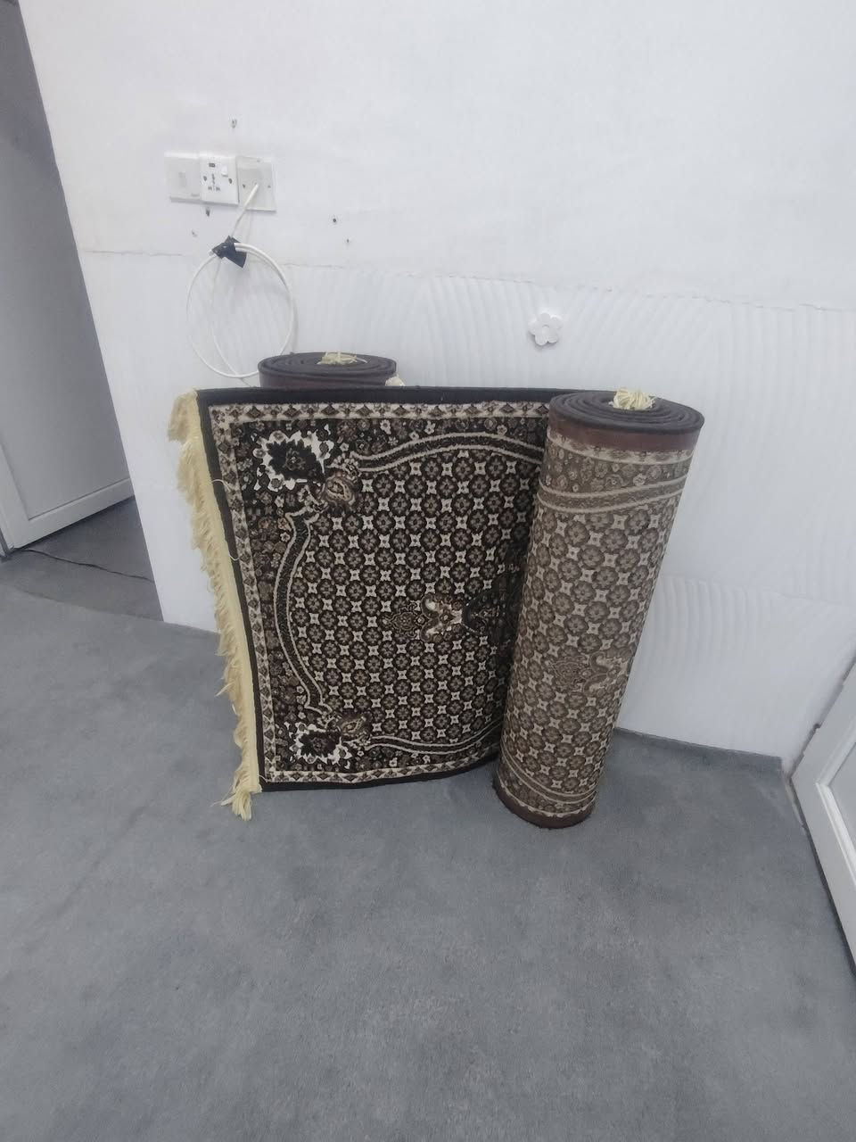 لاکێش تورکی ئەسڵی لۆک لۆکە 5متر  بێ سووتاو دڕاو نرخی 65هەزار و مامەڵە
شوێن: سمود ***********
