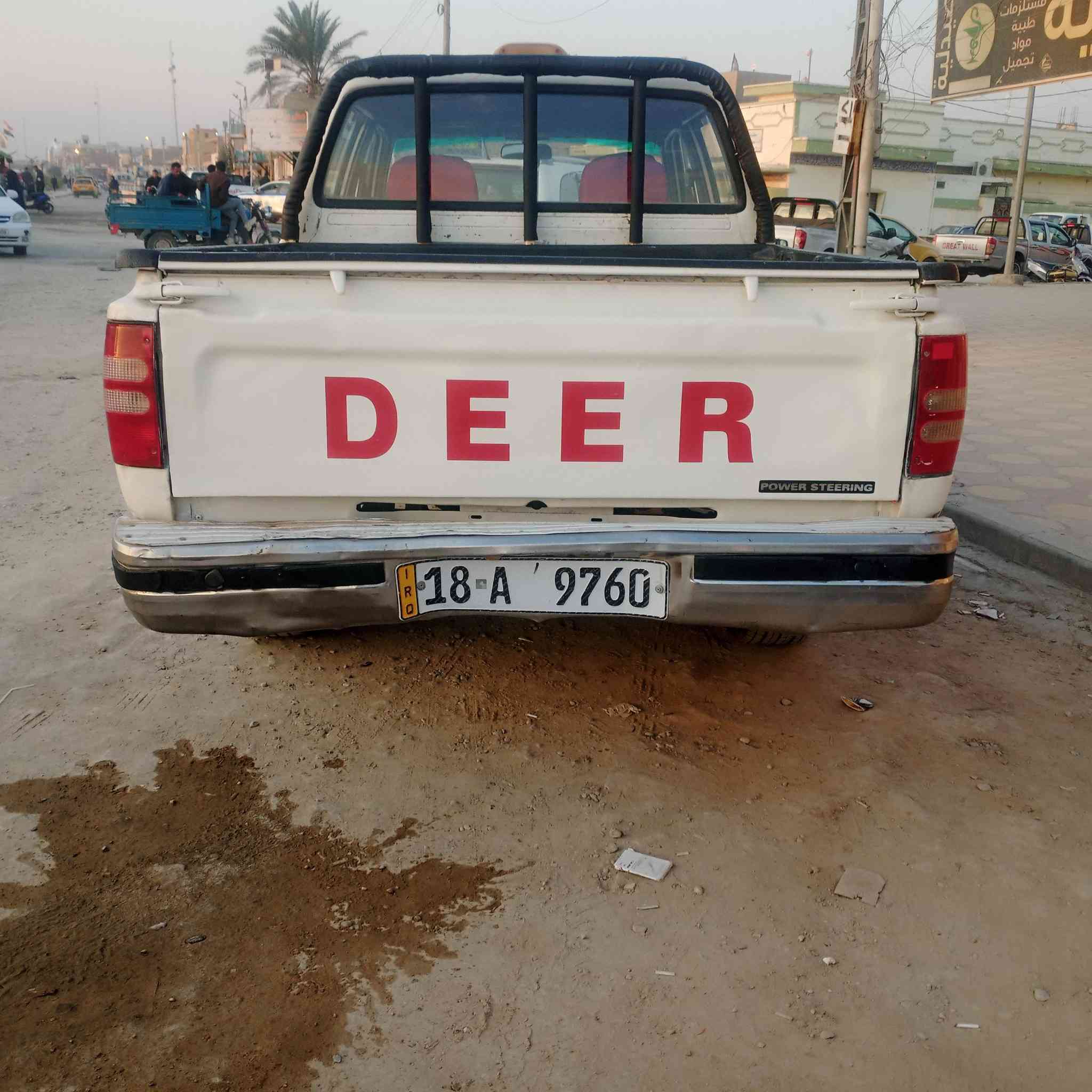 السلام عليكم دير 2009للبيع مكفولة سياره نضيفه رقم بابل دولي مكينه وكير وحداديه وتخم  تاير سياره جديده المكان ديوانيه عفك ارقم ***********
