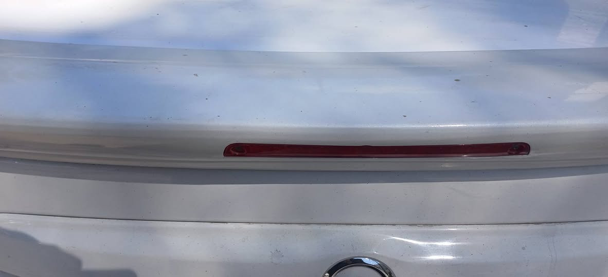 بك لايت اصلي بيه كسر اثنين للبيع سعر الزوج ٥٠ الف ويوجد اسبايدر سعرة ٢٠ الف هاتف ***********
