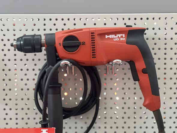 مجموعة من منتجات هلتي لأجهزة القدرة 
معرض الأرتكاز الهندسي
-***********
