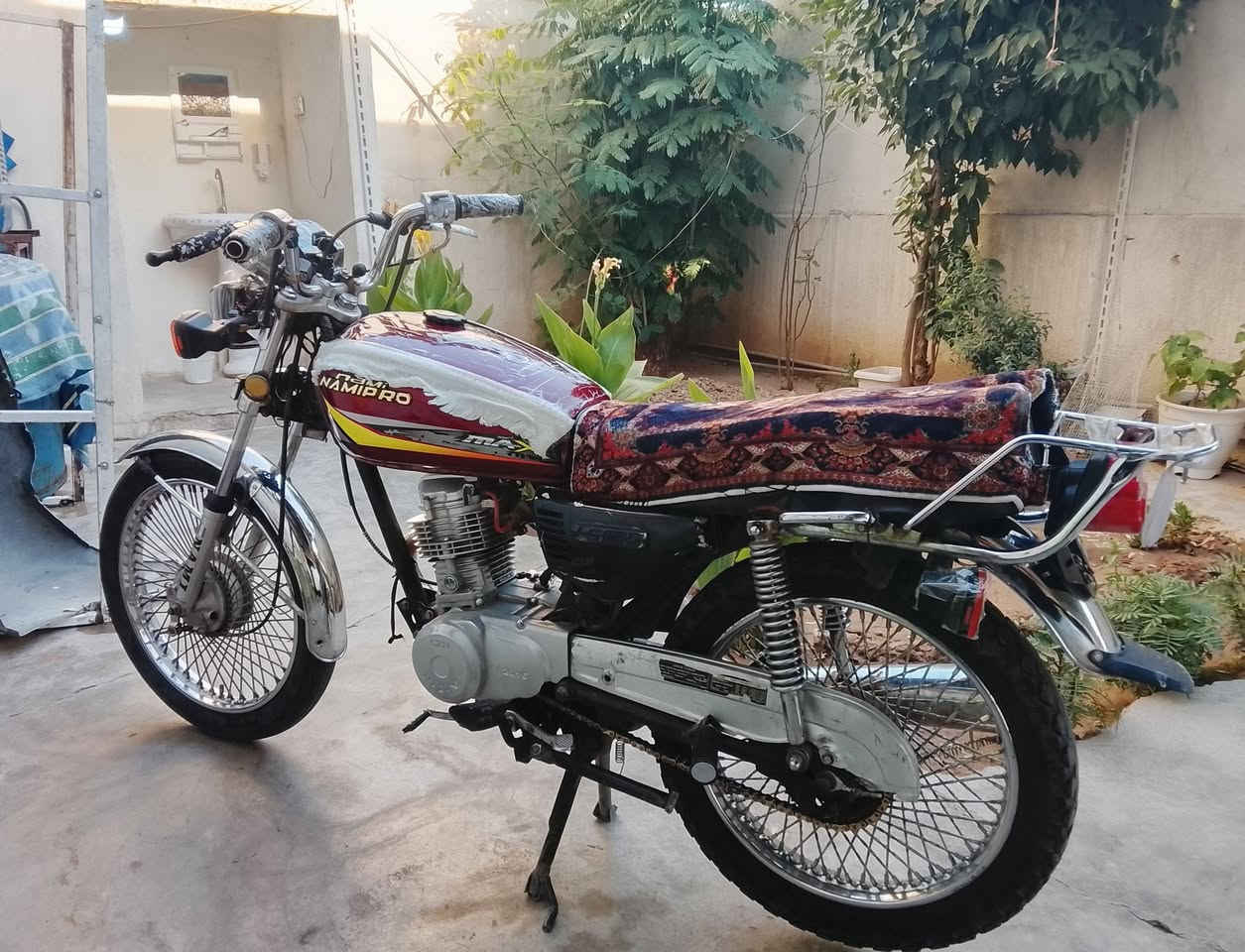 ا السلام عليكم ماطور للبيع نضيف اي عيب ما بي تأيرات نضاف محرك اخرس صالنصه كاتم لا صرف والا بخار السعر 375 وبي مجال بسيط عنواني كركوك حي الاسرى والمفقودين قرب مول ماشاءالله ***********
