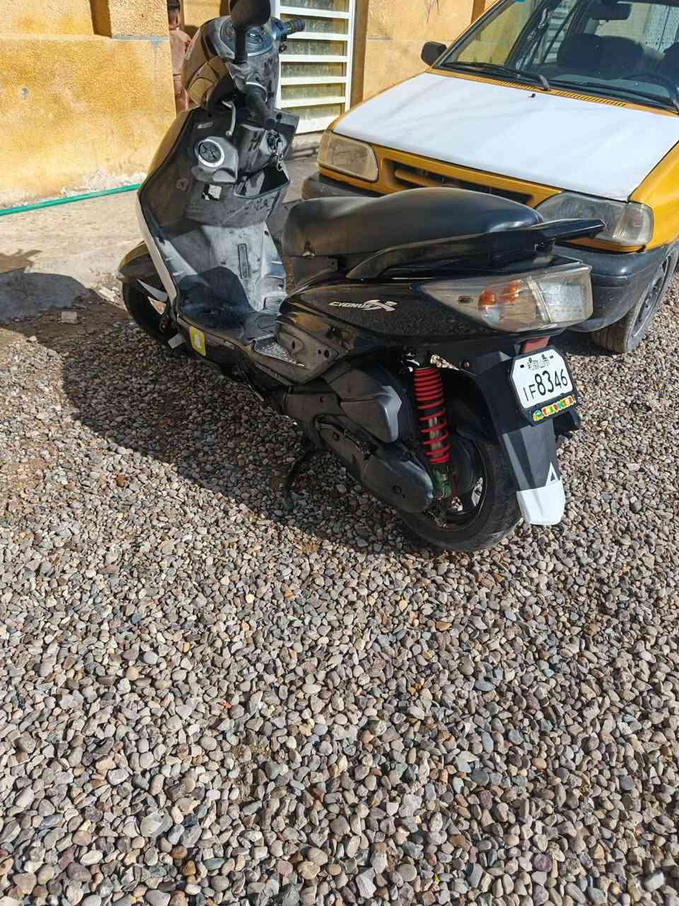 سلام عليكم سكنس فحل للبيع نضيفه كهرباءيات  كلها شغاله جاهزة وبل عافيه عل ياخذهة العنوان بغداد الأمين السعر ٧٠٠ الستفسار ع ***********
