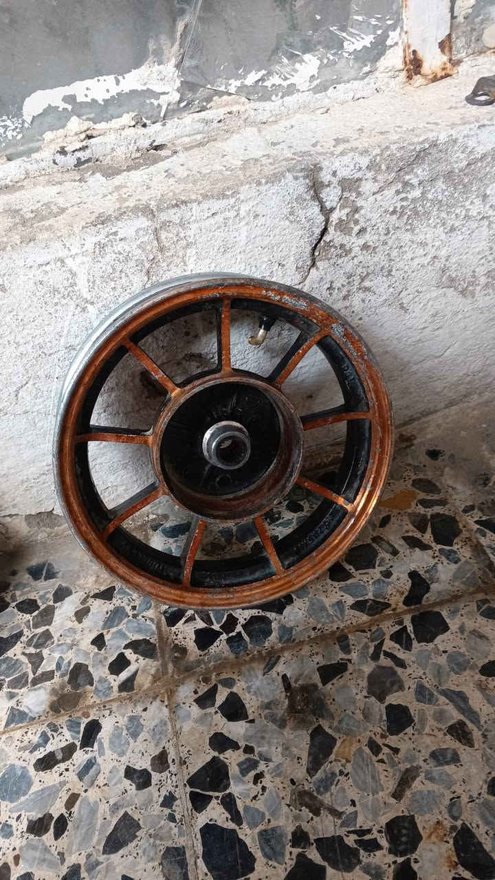 سلام عليكم شباب صلنصة مال سكنس  زاد ويالة  مال ماكس  شوي لصبغ طايح جانن متروكات قيم وخذ.بس مو تكسر اب سعرهن مكاني بغداد حي النصر  ماكو توصيل  اي استفسار طب خاص


**إذا كنت صاحب هذا الإعلان وتريد حذفه لأي سبب، رجاءا أرسل رسالة إلى الدعم الفني**