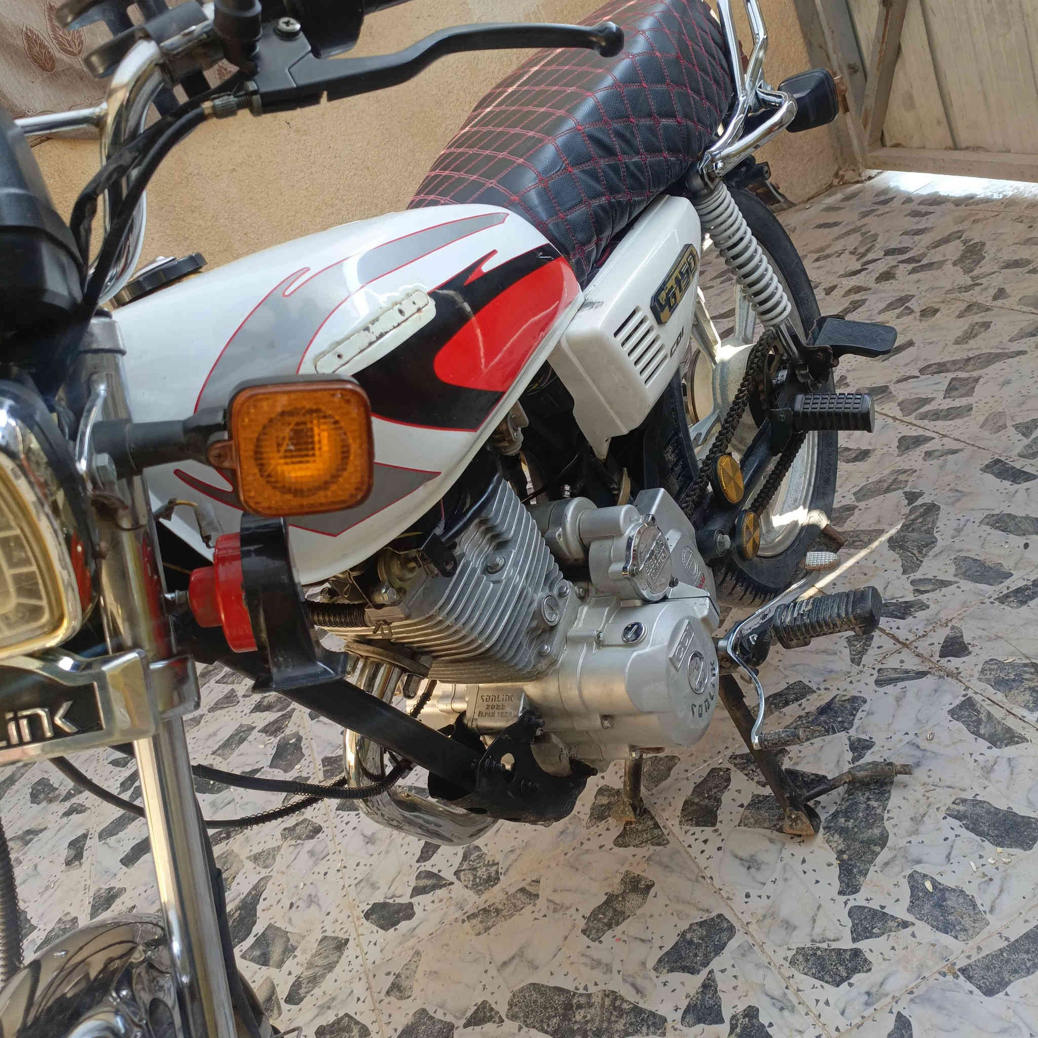 سلام عليكم دراجه ايراني موديل 22مرقمه صالنصه جعره وطكه دراجه جاهزه مكان فلوجه  السكنيه متواجد فيس وهاذ رقمي ***********السعر 1300بيهة مجال
