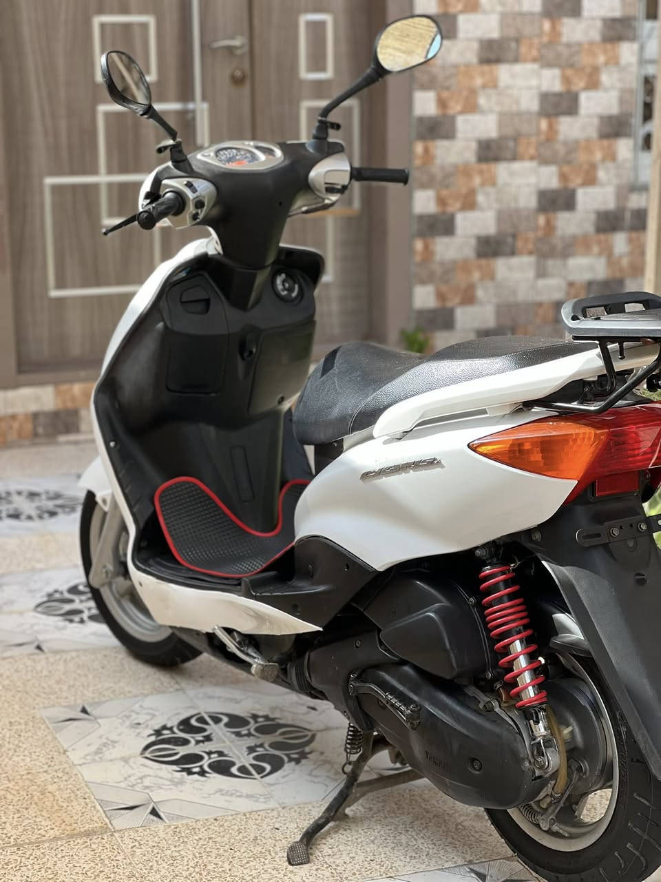 لبيع ٩٠٠بيه مجال بسيط 
***********
