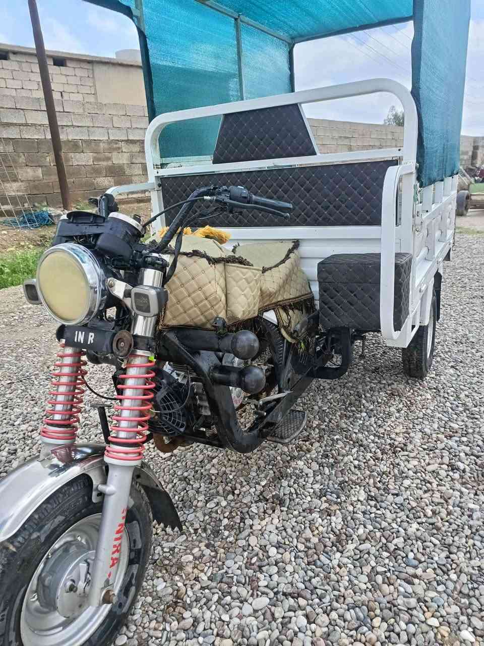 السلام عليكم ورحمه الله وبركاته
ستوته موديل 22 فحل عالي نضيفه درجه اوله
كهربائيات كامله محرك  جديد طخم تايرات جدد  +سبير

منفيس كامل السعر 1750 وبيه مجال 

المكان الزاب قرية النميصه
الاتصال على الرقم ***********
