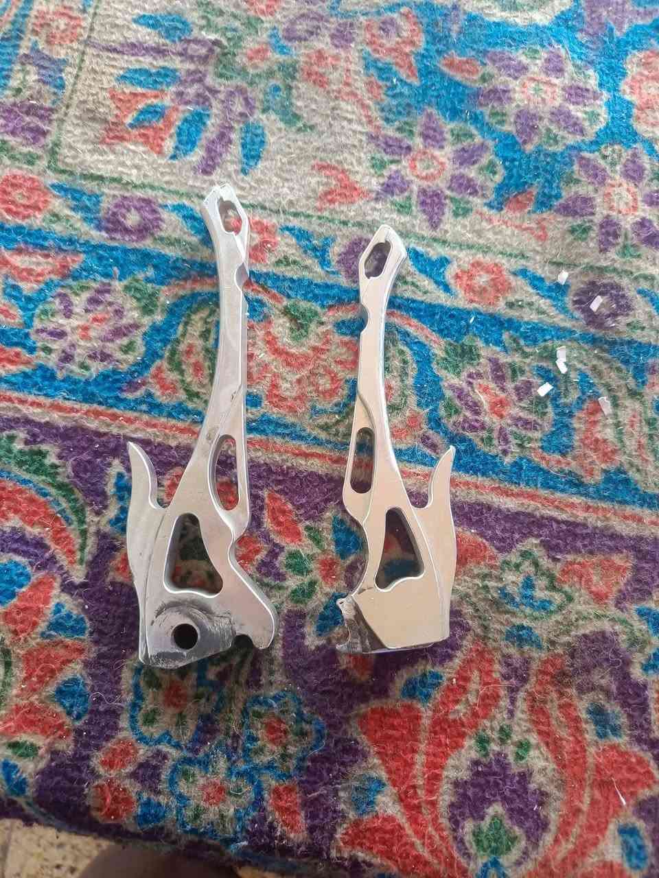 يا الله 
للبيع تزويد سكنس عام 
اسعار جوة السوك 
جويتر حجم 30 بي مراوح خفيف ب40 
دوسات سكنس 20
قباقة كور 25
يدات 10 
فج 40
عنبار رياضي 40
شفت ويل 20
سلايدرات 15 
كلج امامي 40
قطرة دهن 5 
دوسات مزرفه 25 
فراك 10 
فلتر شوته رياضي 15
قطرة اكسل 5
مكاني بغداد 
توصيل موجود 
***********
