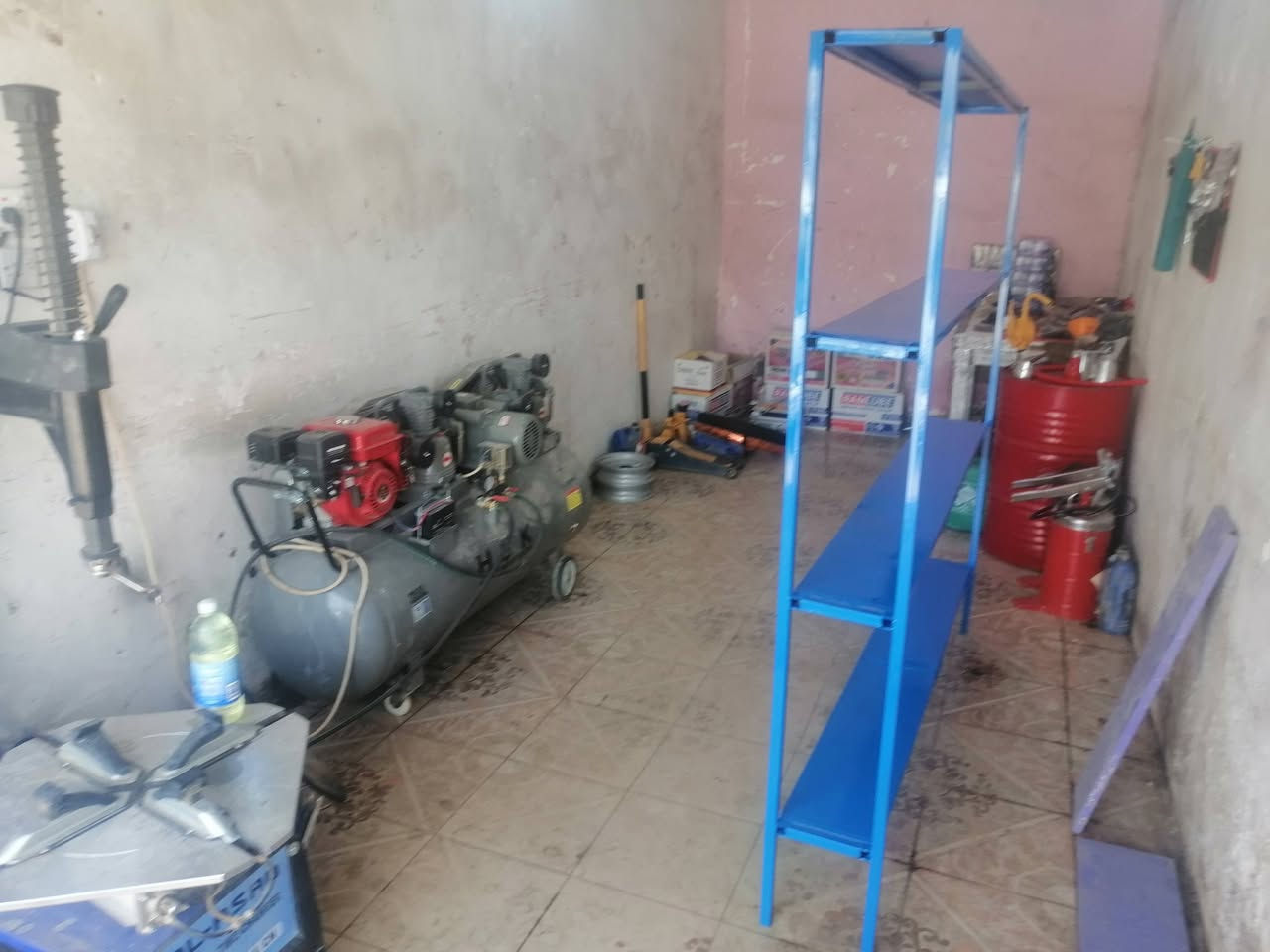 محل بنجرجي رايده5مليون محل كامل بس أخذه وفتح وتؤكل على الله وهاذا رقمي*********** العنوان بغداد المحموديه
