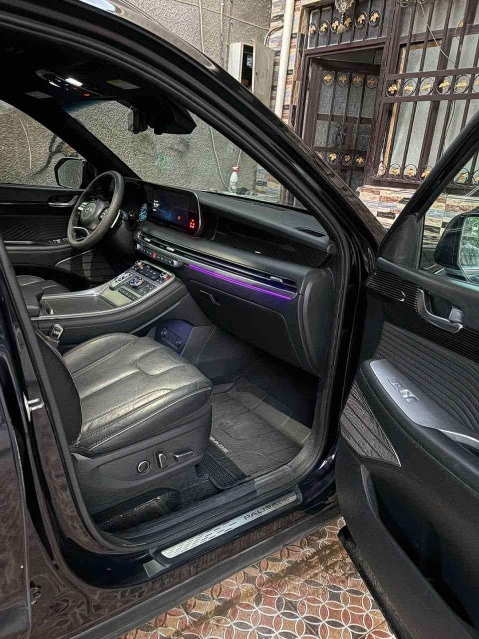 للبيع هونداي بلسايد 2024
فئة گلگرافي فول اعلى فئة 1/1 VIP
المحرك V6 (كير ومحرك شرط +تبريد ثلج❄️
دفع رباعي HTRAC AWD وضعيات قيادة (7)
كشنات امامي خزن ميموري +مساج + كهربائي امامي وخلفي+ تبريد وتدفئة امامي وخلفي +تدفئة ستيرن           7 راكب جلد ابيض ملكي /سقف كنتارا دبل بانوراما 
كاميرات عدد (6) 360 
انارة داخلية متغيرة 10 الوان 
نظام صوت Harman Kardon ب 12 سماعة
اوتو بارك + بصمة تشغيل + بصمة ابواب
رادار امامي +خلفي+ جانبي + حساسات امامي وخلفي
داتاشو+ شاشة ديجتال كبيرة+ شحن لاسلكي 
صندوق كهربائي شفط 
مراية وسطية رقمية (كاميرا) 
ستائر خلفية بل ابواب
وبعد بيها اهواي مواصفا  
حادثه بنيد وجاملغ وباب خلفيه 
 ماشيه 22.الف 
السعر (240)
الرقم ***********بي واتساب 
المكان بابل
