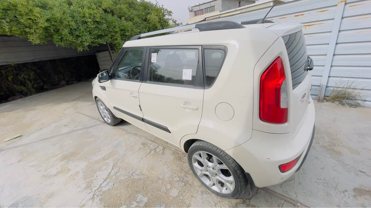 صول خليجي موديل 2012 رقم بغداد هزه جديده بسمي فول مواصفات

فتحه 

حساس خلفي 

كامره 

جلد ومخمل الكشنات 

6 سماعات 

تبريد بيانو 

ويل كب رياضي 

محرك 1600 دووش

تحكم ستيرين جهتين

ماشيه 146 كيلو 

مكفوله من الصبغ فقط 

بنيد صبغ لان صار بي جراد 

مكفوله من الضربه والحادث 

السعر 113

رقم ***********

مكان السيارة الزعفرانية بغداد, العراق
