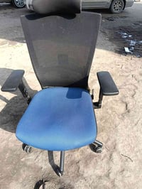 كرسي حلاقه • نضافه ١٠٠٪ • ناصرية المنصورية