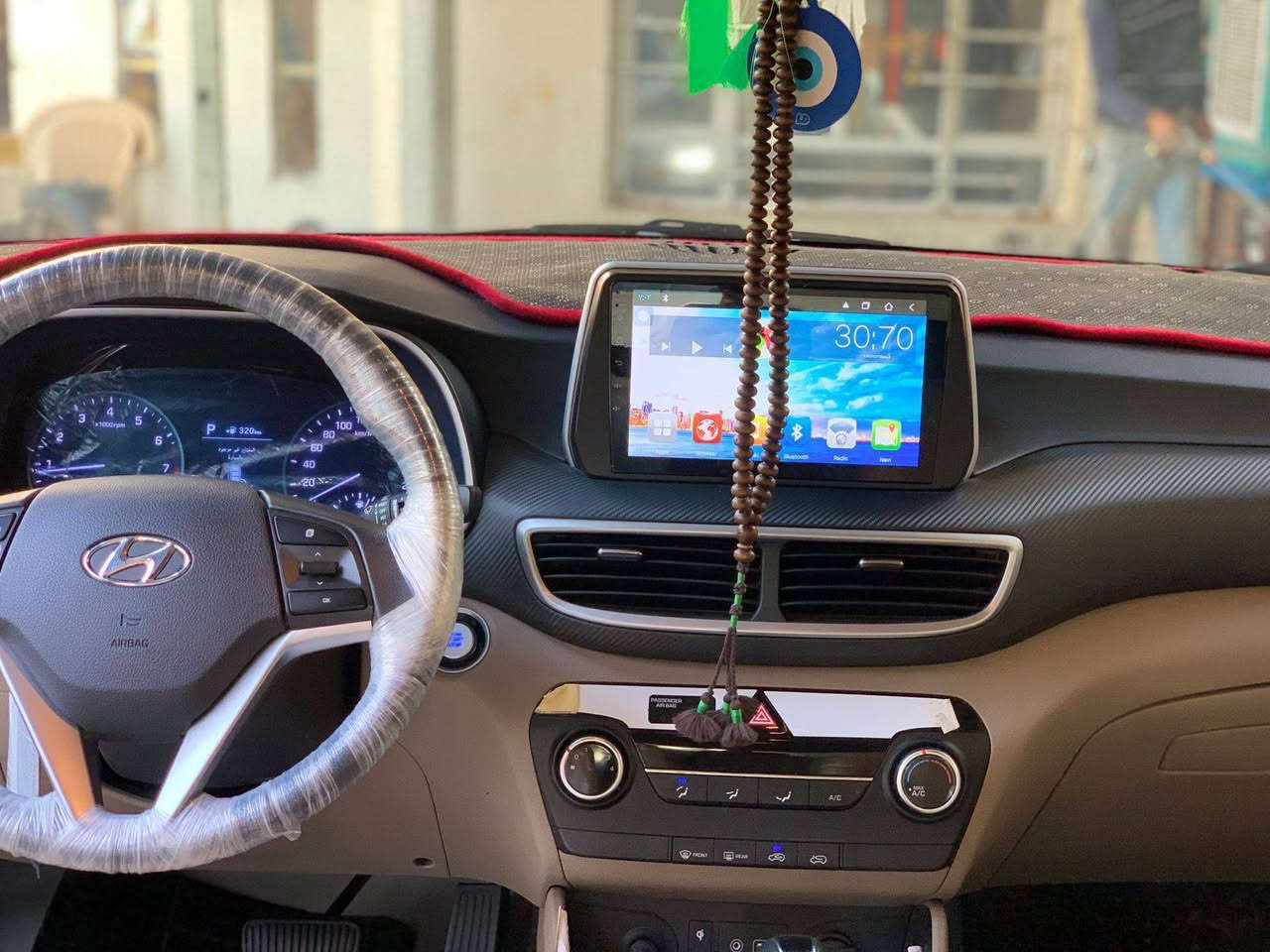 سلام عليكم عندي توسان 2020 سياره جديده خير من الله  بيهة اثر حالوب خفيف ولباقي كفاله  عامه ماشي 22الف حقيقي شرط سونار سياره ما طالعه مضمومه الله شاهد  سبير منازل لزكات الشركه بيهة بسمي  مكاني بغداد الجديده الستفسار خاص رقم الهاتف***********
