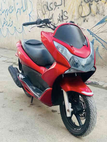 السلام عليكم بي سي اكس جيل اول للبيع 
 مكينه 150
حساس استان حساس ازدحام كهربائيات كله شغاله 
شلعه ومعدل الدراجه مكينه خير من الله 
بانزين كله محسن 
العنوان بغداد مدينة الصدر 
السعر 1400 

‭0770 714 5194‬
واتساب واتصال فقط
