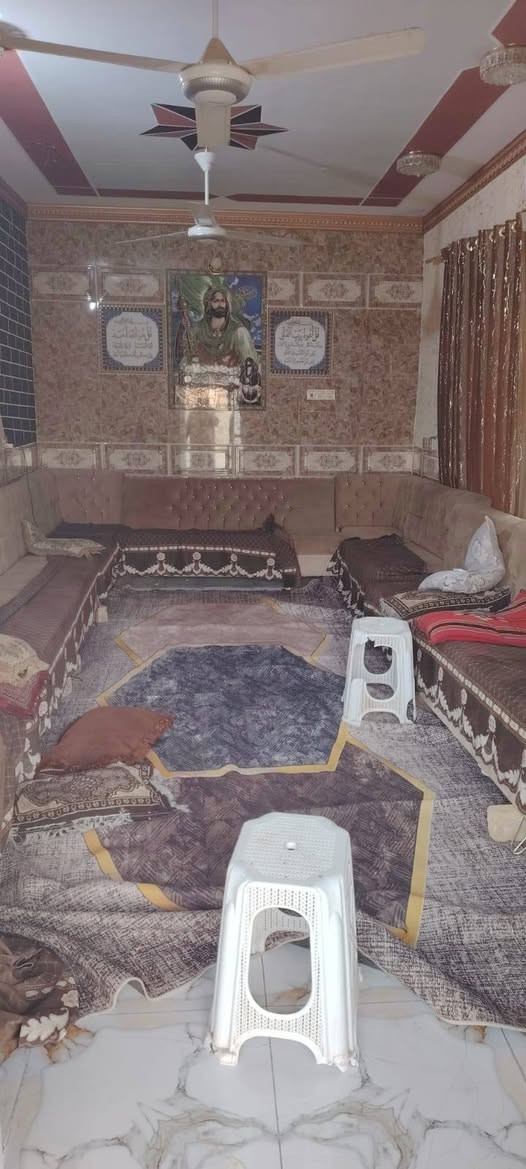 سلام عليكم من رخصت ابو الكروب بيت اللبيع طابو زراعي سند ٢٥ مساحة ٩٠٠م يتكون من ٣غرف نوم وصالة واستقبال ومطبخ وصحيات داخلية وخارجية خدمات كاملة كهرباء وماء اسألة وتبليط العنوان طريق السنية قرب معمل الألبان الاتصال على الرقم ***********
