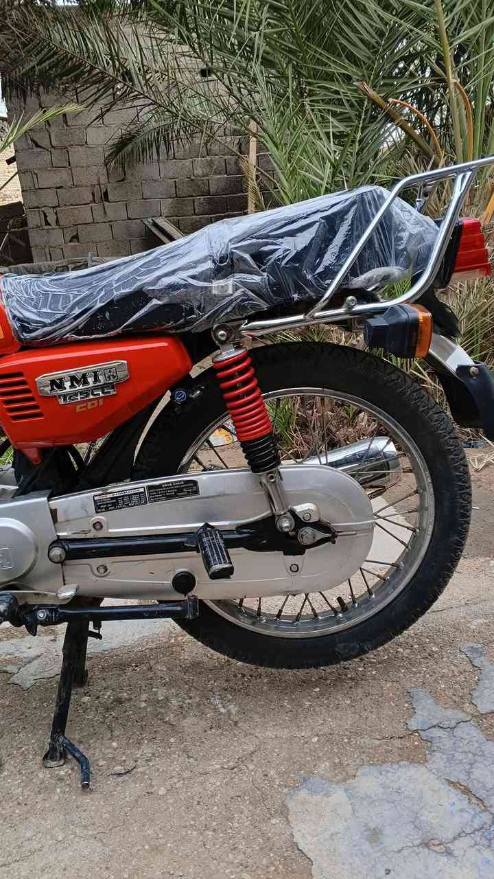 اربعة گير نامة أمتياز، (مو تعمير) غراض بلاد، موديل 23 اوراق اصولي، محرك مكفول كفالة عامة، اي نقص مابيها كهربائيات وبريكات، صالنصة كاتم، البلاد مالتها جعرة موجودة بالبيت، مكفولة كفالة عامة الدراجة السعر : 950 الف دينار، شراي تفضل خاص او الاتصال على الرقم : ***********
مو شراي لا تكسر بالسعر وتتعبني.
