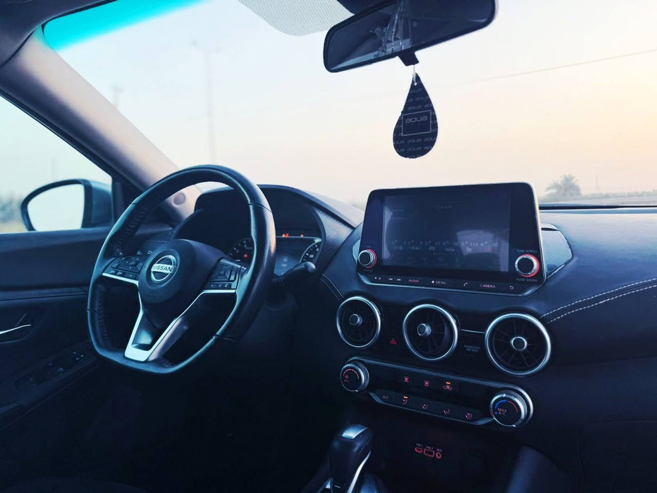 نيسان سنترا2022
رقم مثنى معوقين انطيك وكالة عامة
محرك  2.0L 4 
السيارة بيها جاملغ و دعاميه وشويه من حافة البنيد
المواصفات:
1-بصمه
2-‏تشغيل عن بعد
3-تنته
4-نضام قياده أيكو + سبورت + نورمال 
5-رادارات 360 درجة و مثبت سرعه و تحكم ستيرن
6-نظام ABS ومانع انزلاق وحساس اطارات
7-بك لايت ليد
8-شاشه كبير وكاميرة دوراة
9-شاشه اعطال وسطية وشاشه ديجتال
10-ويل كب رياضي 
11-أوتو بريك 
12- قيادة ذاتية و مقود هزاز عند الخروج عن المسار
للبيع او للمراوس
للأستفسار الاتصال على الرقم ***********
