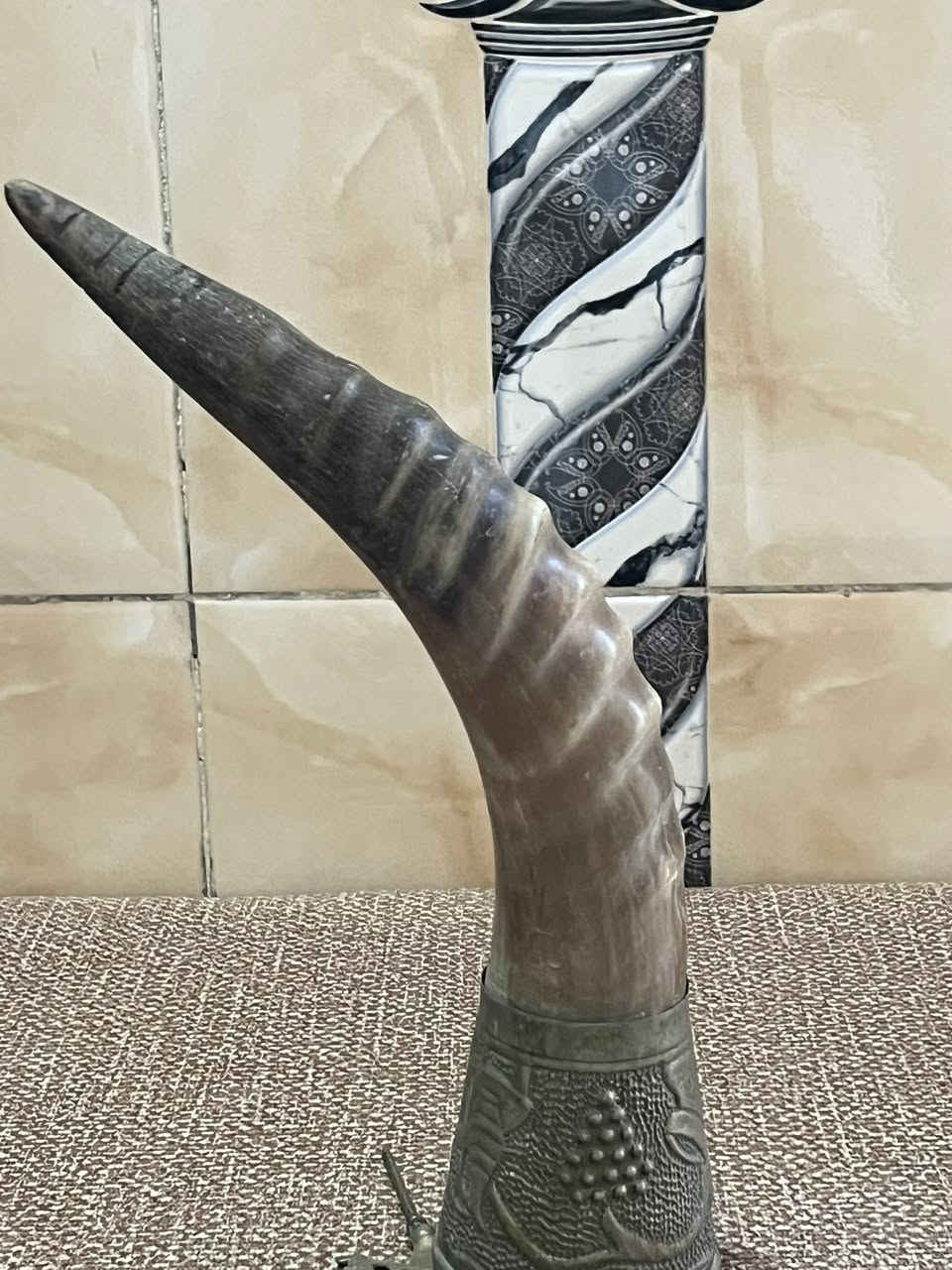 سلام عليكم جميعاً البيع حسب القطعه مكاني بغداد الشعب حي البساتين ***********
