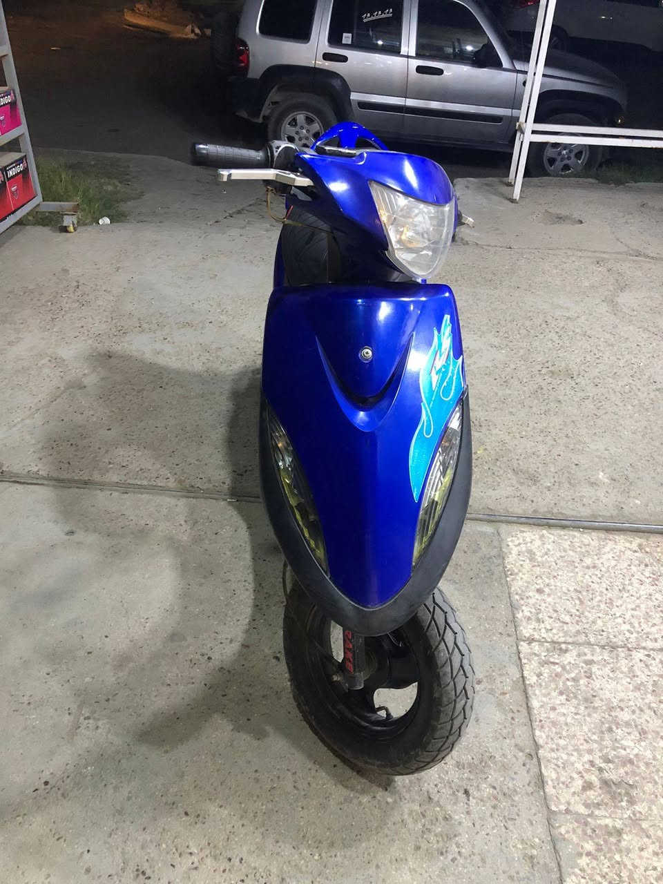 السلام عليكم 
ماكس عدلة للبيع 
دراجة نضيفة بلادة مكينة بلادية مامفتوحة
وبيه دبل RGS و يدات 
سعر 850 وبية مجال 
مكاني بغداد الزعفرانية 
***********
