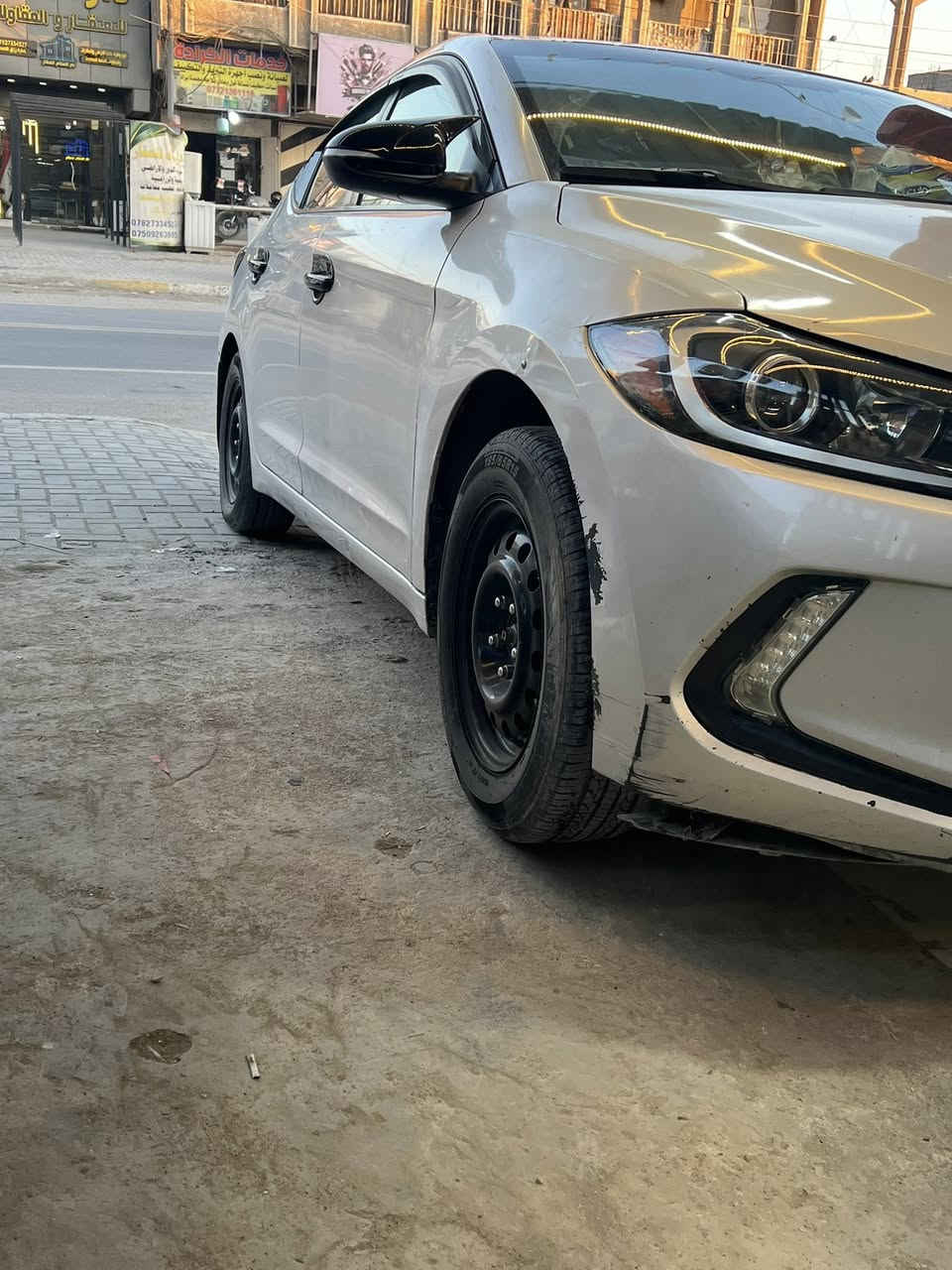 السلام وعليكم الإنتره 2017 حادث جاملغ وبنيد بدون دواخل السياره تخم تاير منضومه تبريد جديد صدر خلفي امامي جديد السياره كازكيت بيهه فقط ابيع ع هل حطه السعر 110 مكاني بغداد البياع شرطه الخامسه الرقم ***********
