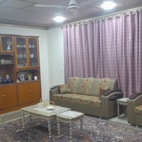 حي الافراز • ٢٥٠م • ٢ غرف