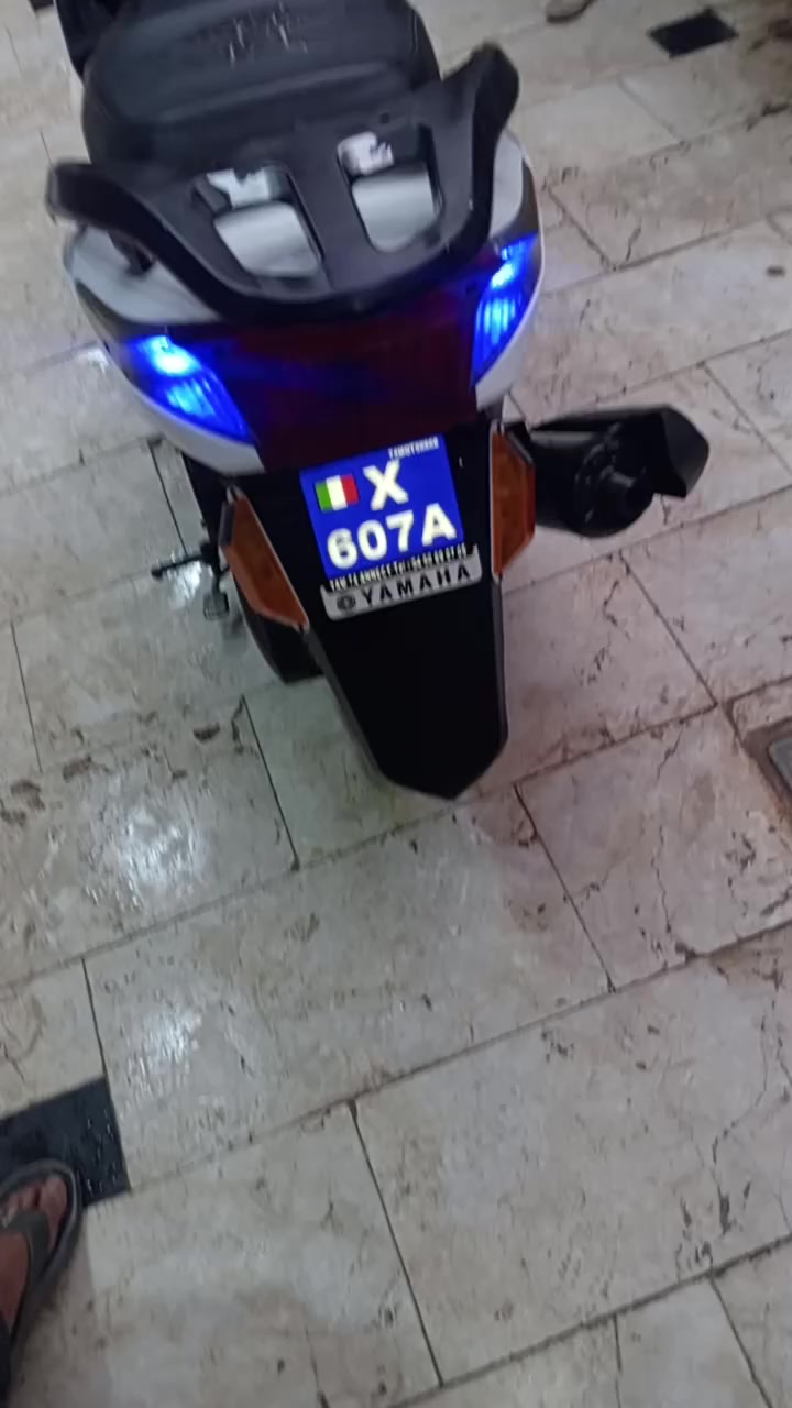 سلام عليكم دراجه سكنس محرك ياباني لبيع الدراجه جديدة بالشارع استخدام سنه أو أقل السنه ما معرض بلاديه أصل شركه تشتغل هندر بيها نواقص بس لعلم منزل من سعرها الله شاهد الدراجه حلوة ومرتبة صالنصه اف ام رياضي اما دراجه جانت أول عندي موصله ب800 وهسه اريدها ب 600 وبيها مجال بسيط نواقص الي بيها ( سلف/ هورن ) بس كما موضح في الصور الي يحب يتواصل عل خاص وهذا رقمي *********** اما السعر ليش ب800 جانت واريدها ب600 لن مستعجل على للبيع متوازي عل فلوس الله شاهد والدراجه بسمي أوراق
