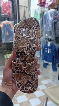 سليبر نسائي • ثلاث ألوان • آزاد ستور الناصرية