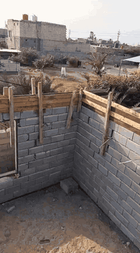 سلا عليكم ورحمة الله وبركاته نجار قالب وحداد شقل واحد على واحد نشتقل داخل البصره *********** يوجد تصال وتساب
