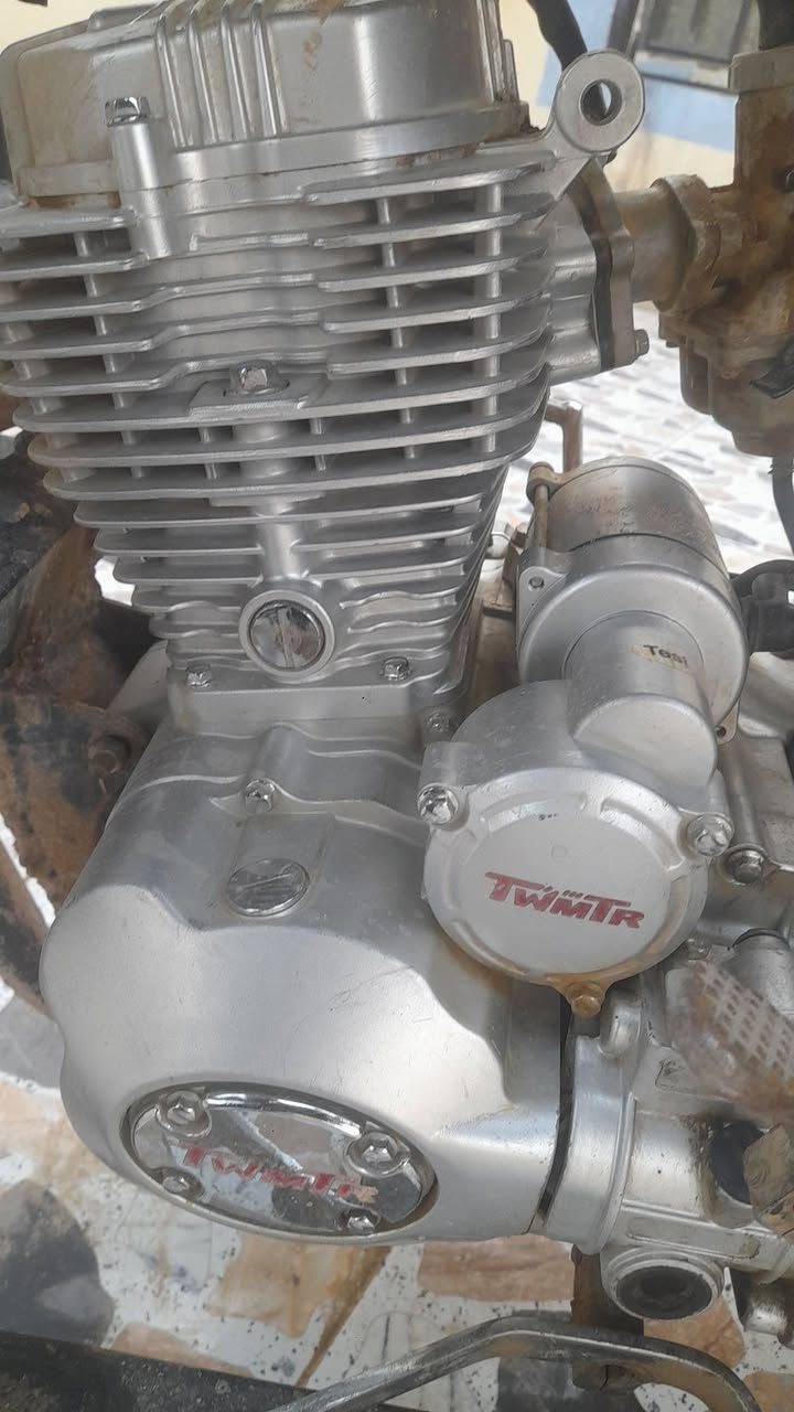 سلام عليكم ستوته للبيع ام تيار موديل 2012 رقم اسود محرك 25ما مفتوح اكسن مسكر كهربايات كله شغاله نكره سلف والسعر 700وبيها مجال مكان النجف الاشرف براكيه رقم الهاتف ***********
