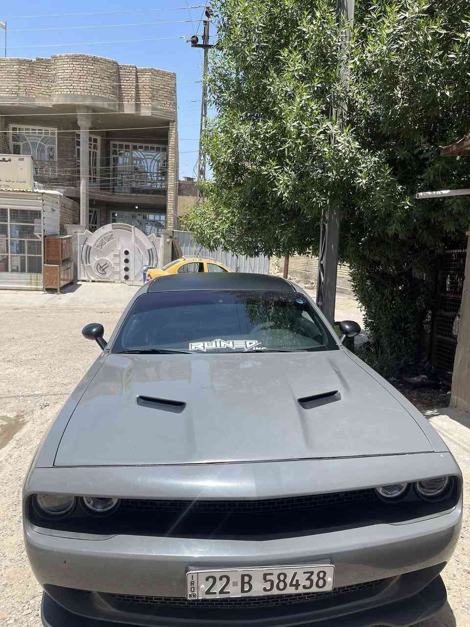 � للبيع دودج تشالنجر  نفطي2018 V6 sxt
نظافة ممتازة،  بيهة٣ قطع صبغ . ماشيه٦٥
أداء قوي ومظهر رياضي مميز، صيانة دورية، السيارة جاهزة للاستخدام مباشرة ولا تحتاج أي تصليح. فحص مرحب به، والسعر مناسب وقابل للتفاوض للجادين فقط.
📍 الموقع: ( بغداد)
💰 السعر: (١٧٥)
📞 التواصل واتساب:(***********)
