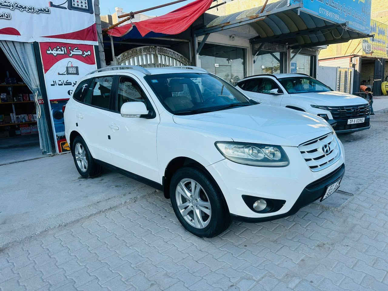 يآلله 🧿
سلام عليكم هونداي سنتافي للبيع مديل 2012 شركه آلعامه مكفوله من ألصبغ بيها بارد كلش قليل بلباب ألخلفي مكينه كير حداديه تخم تاير كوله جديد تبريد ثلج 🥶 موأصفات 
مكينه 6 سلندر 
7 راكب
تدفئه شغاله
3 قطع تبريد ثلاجة
دفع رباعي
شاشه أندرويد
تحكم ستيرن
منضومه غاز بيها جديده
سويج شخاطه سنتر لوك 
جرس 120
مري كهرباء  أشاير بلمري
دأخل بيجي  صاج ملكي
5 ويل كب 
بك لايتات كرستال
سونار جديد مرفق مع صور
رقم بغداد أنكليزي بسمي سنويه جديده هزه جديده ألسياره جاهزه على أخر حبايه مال جناي ترايك وين متريد ألسعر ( 159 ) وبيها مجال للشراي مكاني كربلاء ألحولي للستفسار أكثر *********** وآتساب موجود 🤝 كربلاء, العراق
