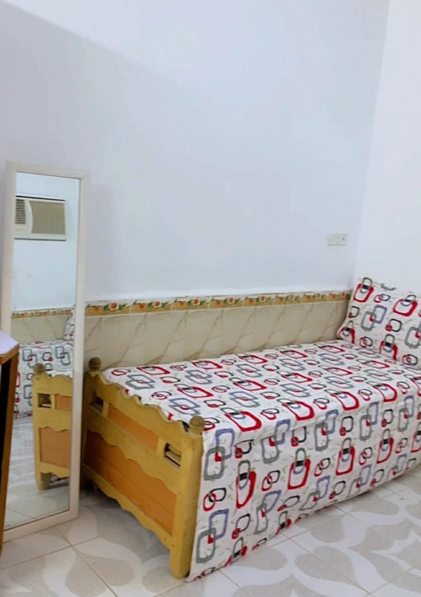 مكلفه بالنشر 

القريولات الوحده ب 40  و الكنتور ب 120  والجينكو ب 60


**إذا كنت صاحب هذا الإعلان وتريد حذفه لأي سبب، رجاءا أرسل رسالة إلى الدعم الفني**