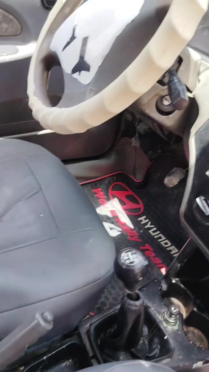 سياره طيبه للبيع
السعر ٢٨
السياره كدامك بيه ضربه بلباب ودعاميه مكسوره
مكان كربلاء اطويريج
للاستفسار ***********
